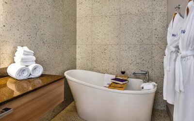 Hotel Royal William, an Ascend Collection Hotel
