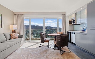 Ala Moana Hotel by Mantra