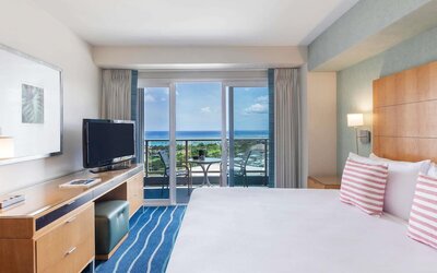 Ala Moana Hotel by Mantra