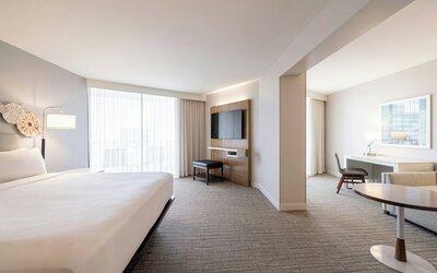 Waikiki Beach Marriott Resort & Spa