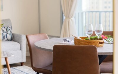 Renovated Pacific Monarch Studio Near Waikiki Beach