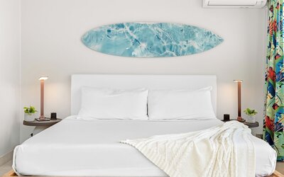 Renovated Pacific Monarch Studio Near Waikiki Beach
