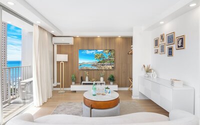 Renovated Pacific Monarch Studio Near Waikiki Beach