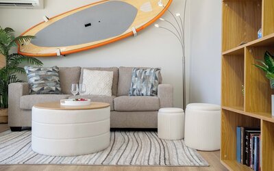 Renovated Pacific Monarch Studio Near Waikiki Beach