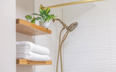 Renovated Pacific Monarch Studio Near Waikiki Beach