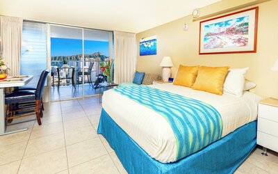 Ocean and City Views at Island Colony Near Waikiki Beach