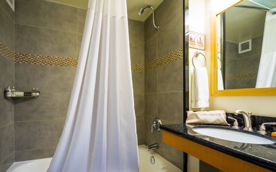 Vive Hotel Waikiki