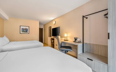 Comfort Inn Ancienne-Lorette - Quebec Airport