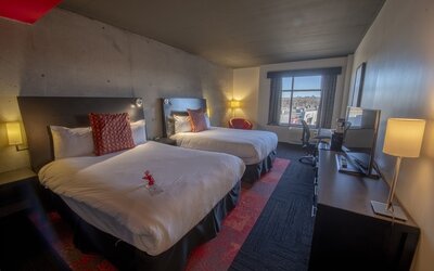 Grand Times Hotel Quebec City Airport