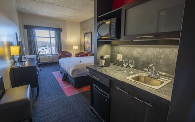 Grand Times Hotel Quebec City Airport