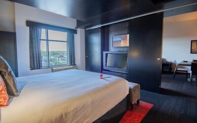 Grand Times Hotel Quebec City Airport