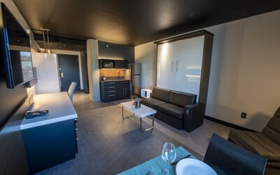 Grand Times Hotel Quebec City Airport