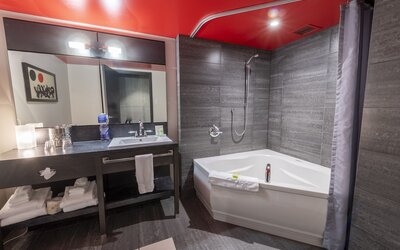 Grand Times Hotel Quebec City Airport