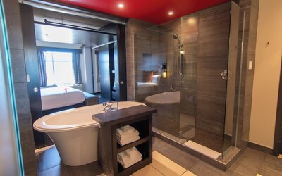 Grand Times Hotel Quebec City Airport