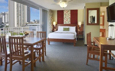 Pacific Monarch Hotel