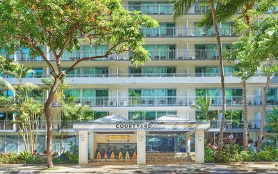 Courtyard by Marriott Waikiki Beach
