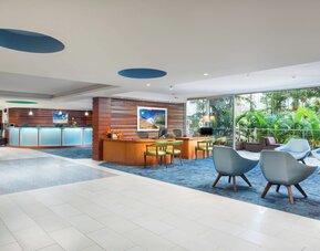 Courtyard by Marriott Waikiki Beach