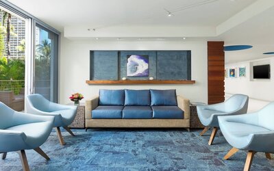 Courtyard by Marriott Waikiki Beach