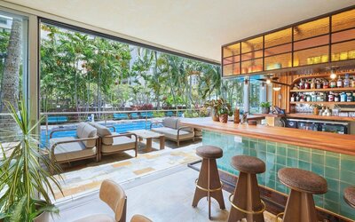 Courtyard by Marriott Waikiki Beach