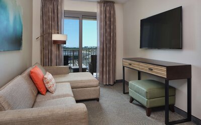 Embassy Suites By Hilton Oahu Kapolei