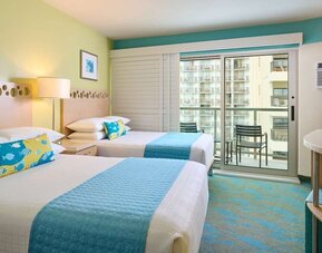 Waikiki Circle Hotel By Castle