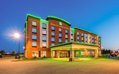 Quality Inn & Suites Levis