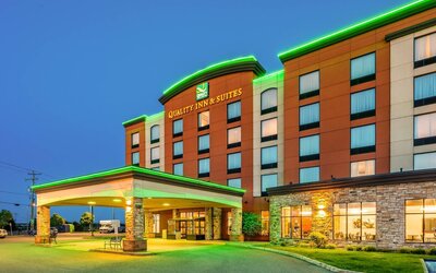 Quality Inn & Suites Levis