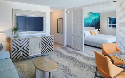 OUTRIGGER Waikiki Beachcomber Hotel