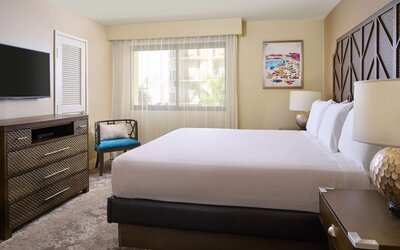 Aston Waikiki Beach Tower