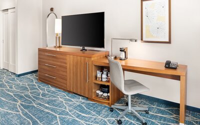 Hyatt Place Waikiki Beach