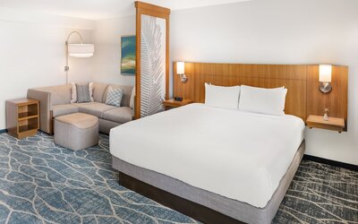 Hyatt Place Waikiki Beach
