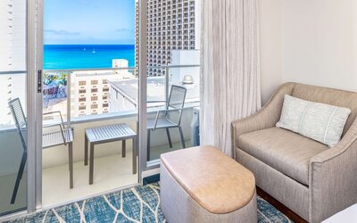 Hyatt Place Waikiki Beach