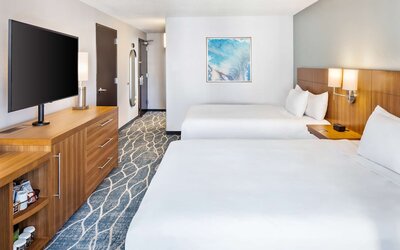 Hyatt Place Waikiki Beach