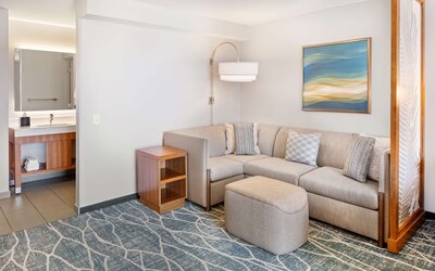 Hyatt Place Waikiki Beach