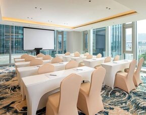 Hilton Garden Inn Shenzhen Airport