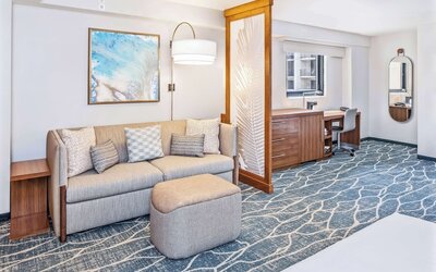 Hyatt Place Waikiki Beach