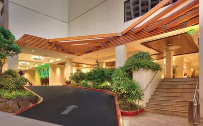 Hyatt Place Waikiki Beach