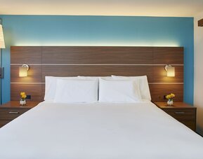 Holiday Inn Express Waikiki by IHG