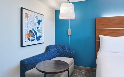 Holiday Inn Express Waikiki by IHG