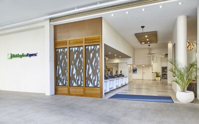 Holiday Inn Express Waikiki by IHG