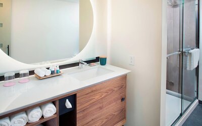The Laylow Waikiki, Autograph Collection