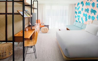 The Laylow Waikiki, Autograph Collection