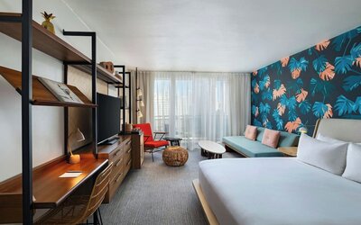 The Laylow Waikiki, Autograph Collection