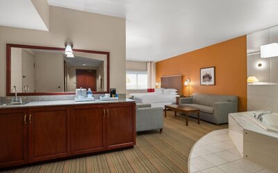 Lakeview Signature, Trademark Collection by Wyndham