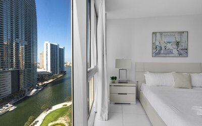 The Club at Brickell Bay