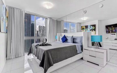 The Club at Brickell Bay