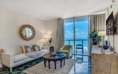 The Club at Brickell Bay