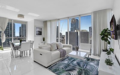 The Club at Brickell Bay