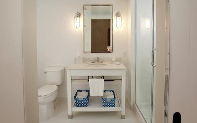 Four Points by Sheraton Winnipeg South