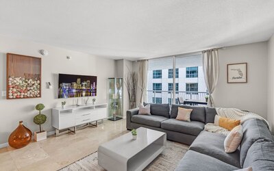 The Club at Brickell Bay